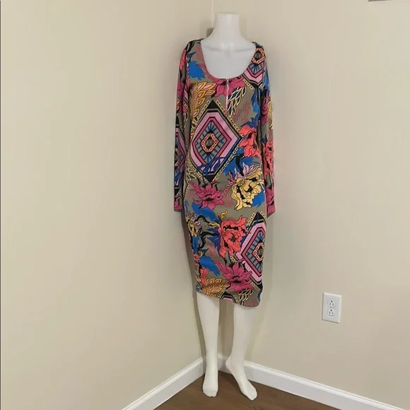 dress blue and green Blue and Rama green designer gown main image 0
